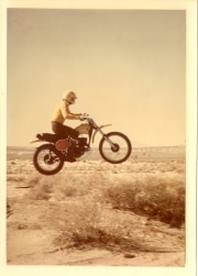 motorcycle-a-5-of-9